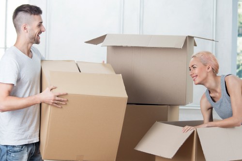 Residential moving support for flats and homes near Crystal Palace